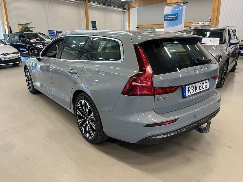 Bild 5 av Volvo V60 LADDHYBRID T6 AWD AUT Core Edition (2.99% Ränta)