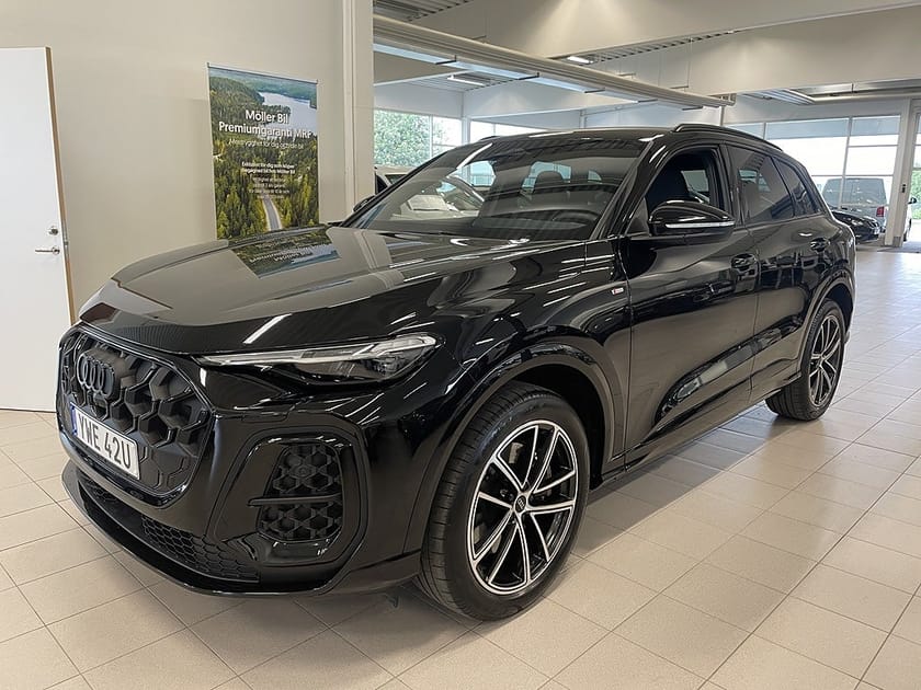 Bild 2 av Audi Q5 2.0TDI 204HK Quattro S-line / Drag / Värmare / 360