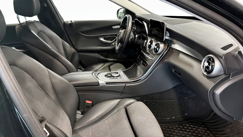 Bild 3 av Mercedes-Benz C 220 T d 4MATIC 