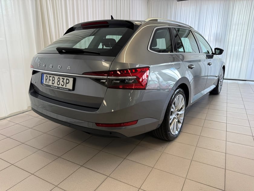Bild 3 av Škoda Superb Kombi 1,5 TSI 150 HK DSG7