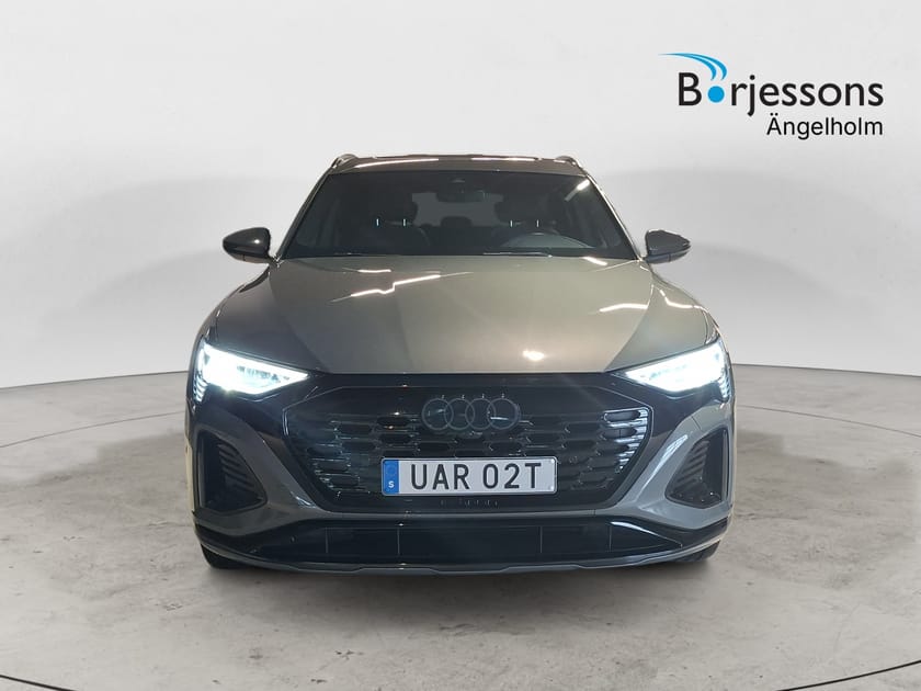 Bild 5 av Audi Q8 Sportback 55 e-tron quattro 