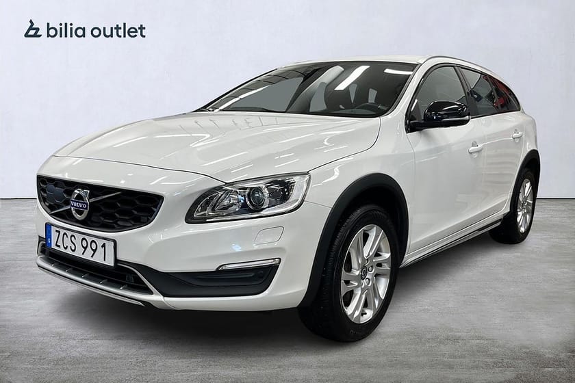 Bild 1 av Volvo V60 Cross Country D4 AWD Classic Plus 190hk Värmare Dragkrok Rattvärme