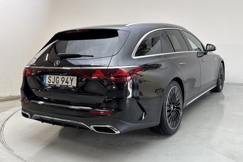 Bild 3 av Mercedes-Benz E 300 de 4MATIC T