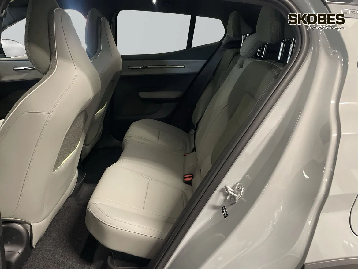 Volvo EX30 Cross Country Twin Motor Performance