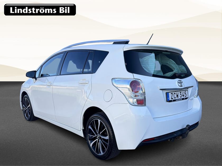 Bild 4 av Toyota Verso 1,8 MDS INTENSE EDITION MÖRKGRÅTT HALVSKINN V HJUL