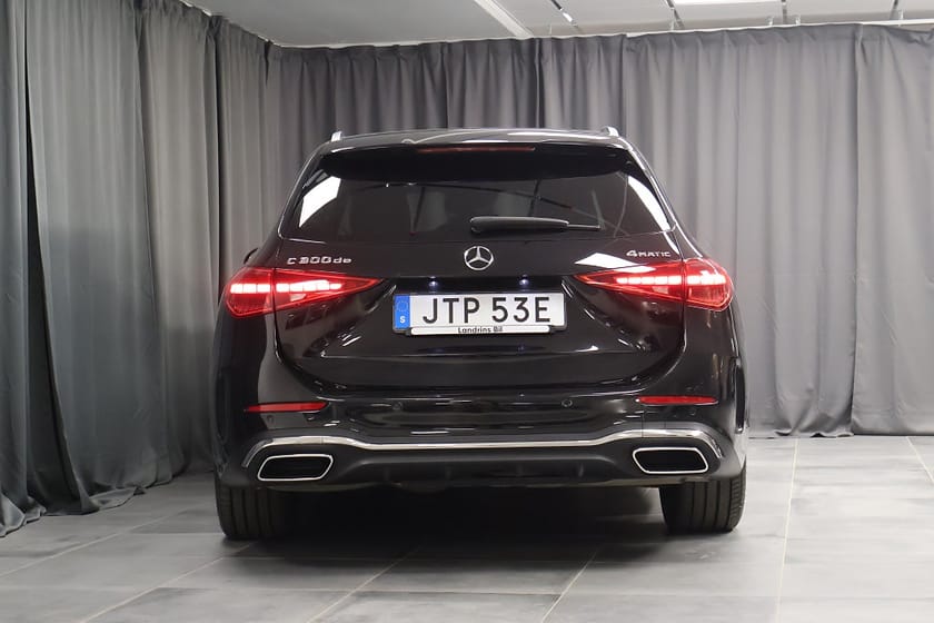 Bild 4 av Mercedes-Benz C 300 T de 4MATIC AMG Line Premium drag akustikglas 360