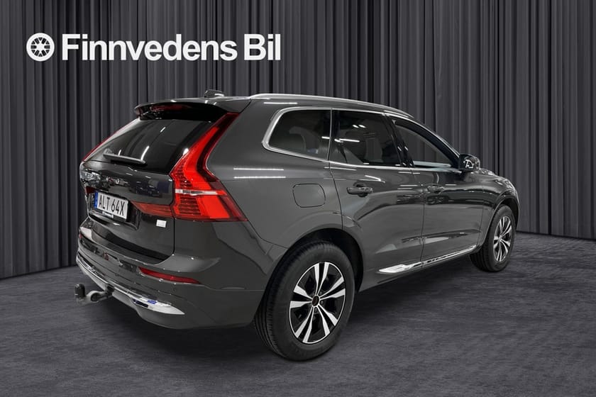 Bild 3 av Volvo XC60 Recharge T6 II Core Edt *Pano/Pilot Assist/MOMS*