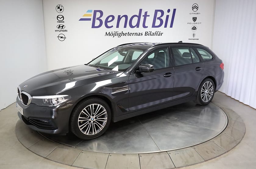 Bild 5 av BMW 520d xDrive Touring Sport line |Parkeringsvärmare | Dragkrok