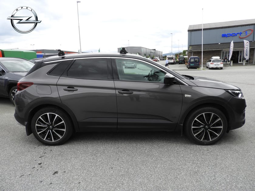 Bilde 3 av Opel Grandland Hybrid4 300 300hk Ultimate 4x4