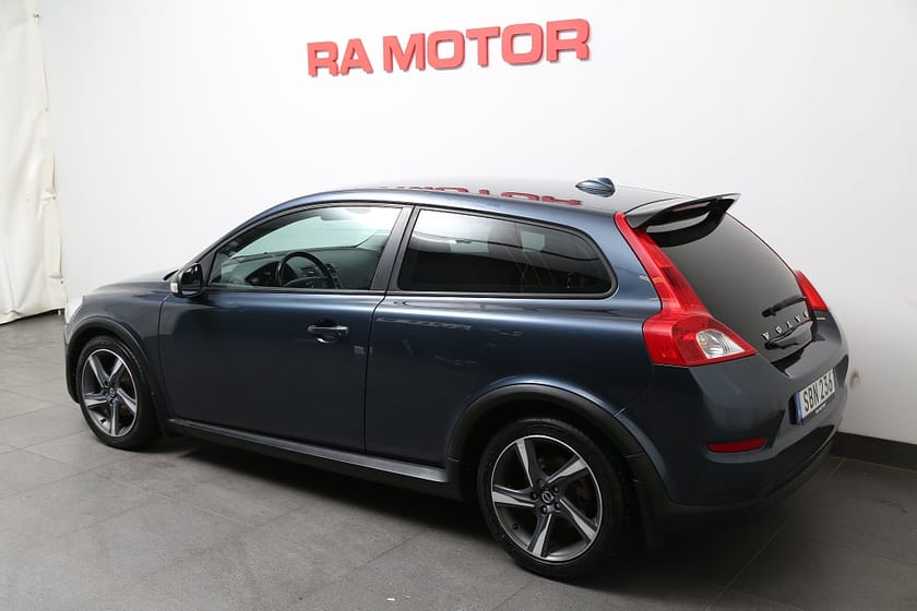 Bild 4 av Volvo C30 2,0F 145hk Kinetic Motorvärmare Nyservad