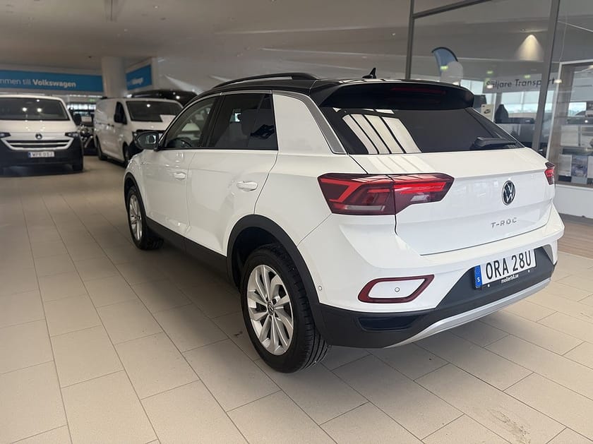 Bild 4 av Volkswagen T-Roc 1.0 TSI 110 HK I Bkamera/Dragkrok