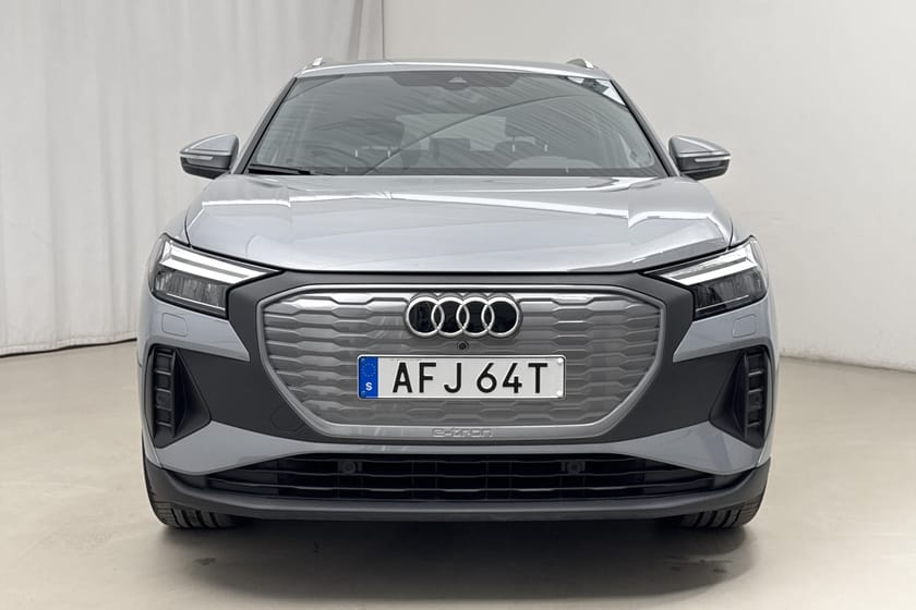Bild 5 av Audi Q4 45 e-tron quattro 82kWh (286hk) GPS Backkamera