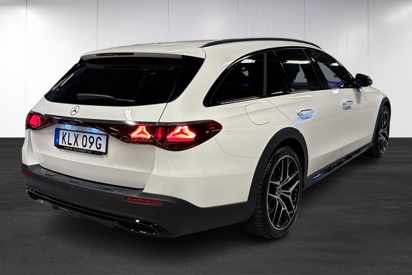 Bild 3 av Mercedes-Benz E 300 d e 4MATIC All-Terrain DE 4M  | Avantgarde Premium | Burmester | Nightpackage | Drag | 360 |