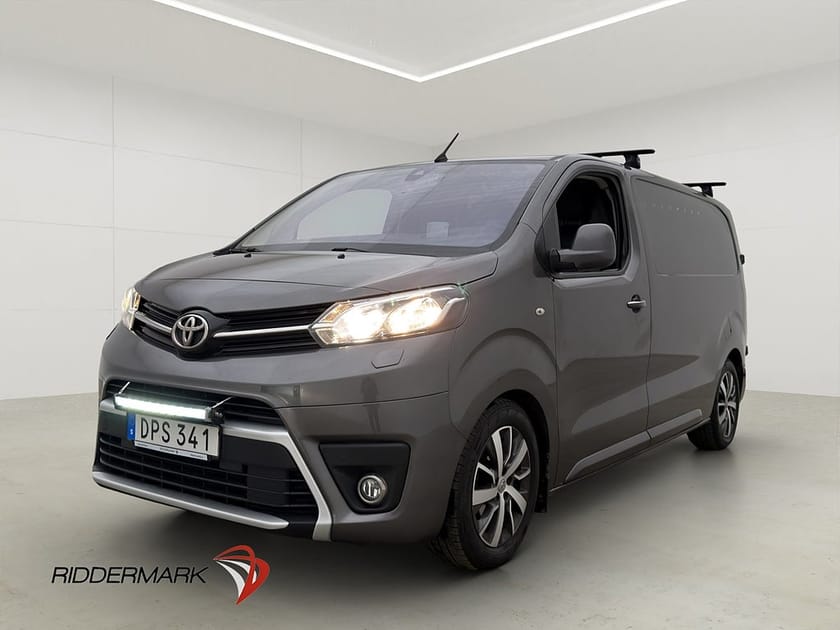 Bild 3 av Toyota Proace L2 177hk Värmare HUD B-Kamera 3-Sits Drag Moms