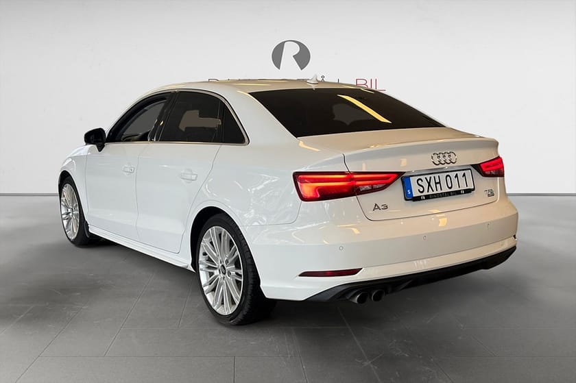 Bild 5 av Audi A3 Sedan 1.4 TFSI 150 HK COD LED B-VÄRM B&O NAVI PDC 18"