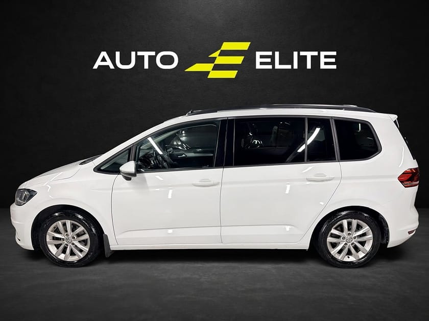 Bild 2 av Volkswagen Touran 7-seater 7 SITS|1.2 TSI|KAMREM BYTT|SoV-DÄCK|PDC|ACC|VÄRMARE
