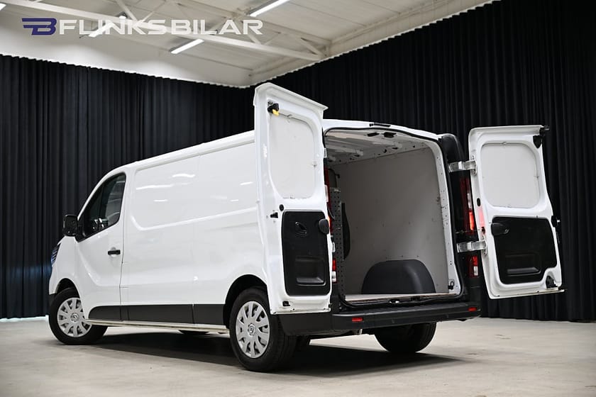 Bild 4 av Renault Trafic Skåpbil dCi 150HK L2|Automat|Inredd|Drag|Backkamera