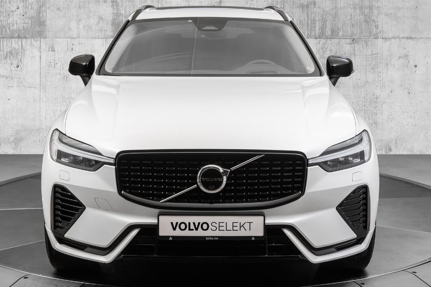 Bilde 4 av Volvo XC60 T8 Ultimate Dark Hengerfeste/H&K/360/HUD