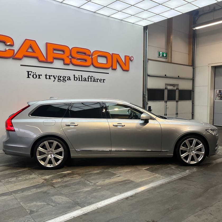 Bild 3 av Volvo V90 D5 AWD Aut Inscription Panorama 360° VOC Värmare Drag