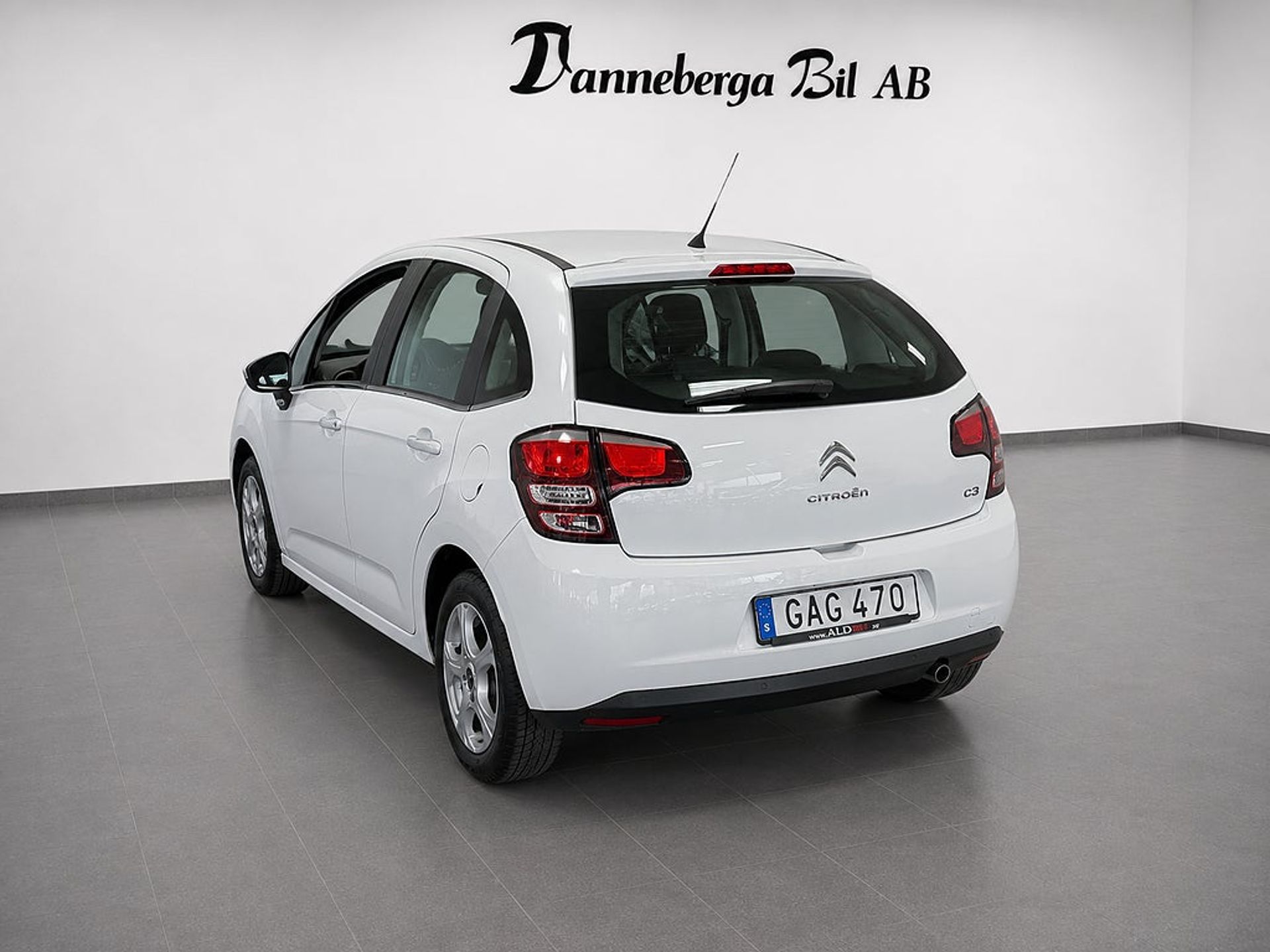 Citroen C3 1.2 PureTech VTi 2015, photo 4/6