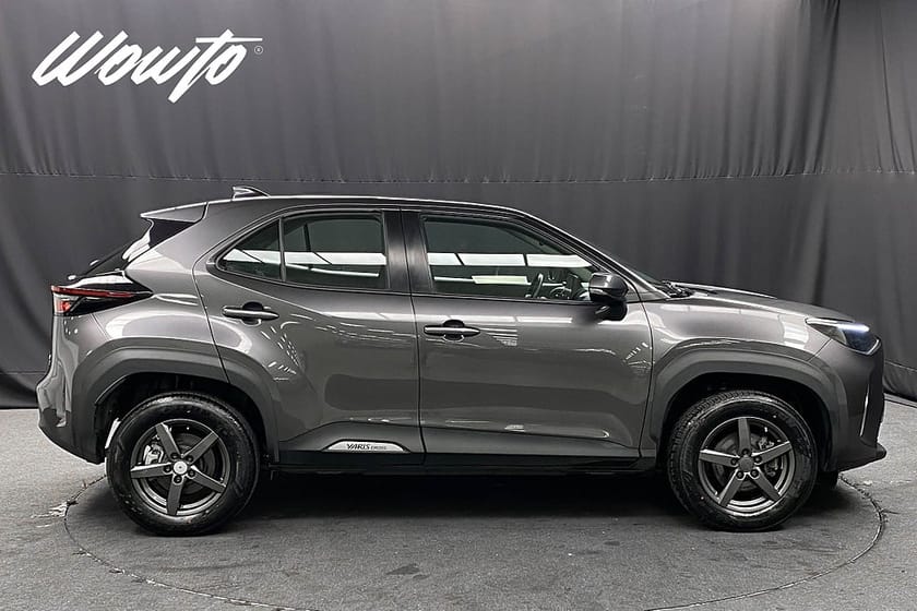 Bild 3 av Toyota Yaris Cross Hybrid AWD-i e-CVT 116HK /B-Kamera /Moms