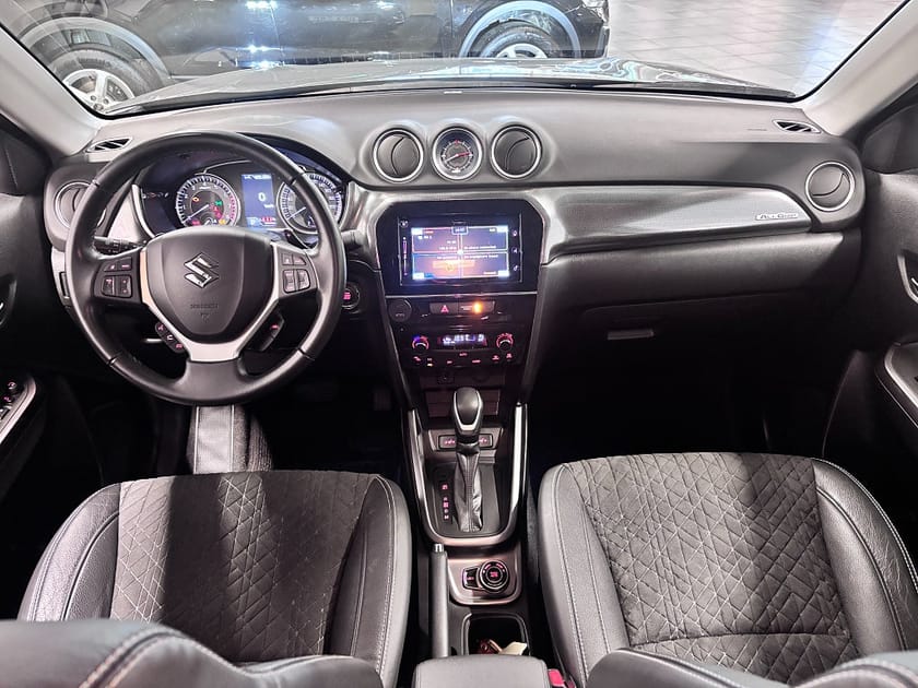 Bild 5 av Suzuki Vitara HEV CNG AllGrip Hybrid Inclusive, Drag, V-hjul, Nyservad