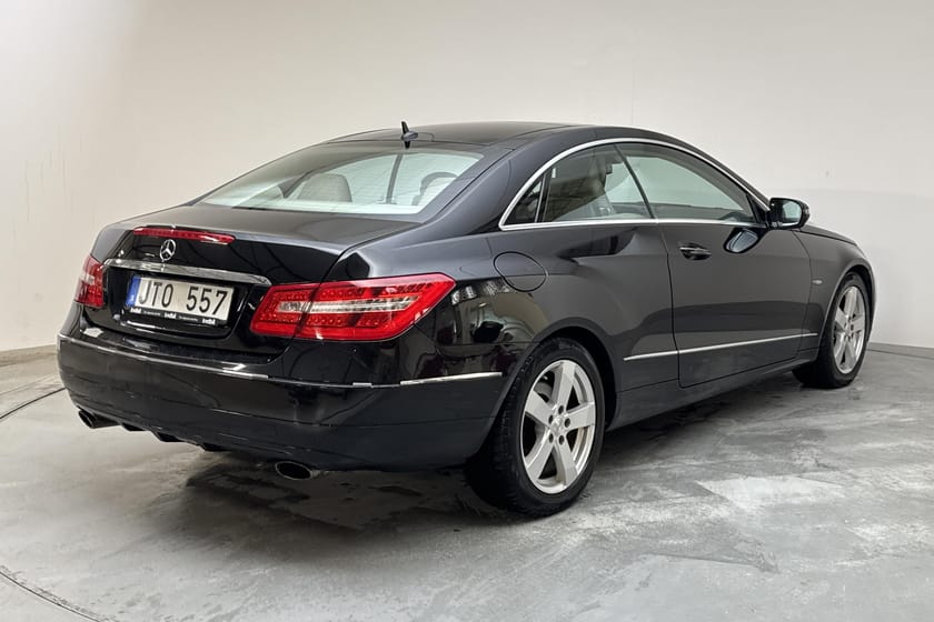 Bild 3 av Mercedes-Benz E 350 CDI Coupé BE (231hk) Läder GPS Panorama