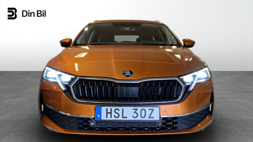 Bild 4 av Škoda Octavia Kombi Selection 1,5 TSI m-HEV 150hk | Drag | LED-Matrix