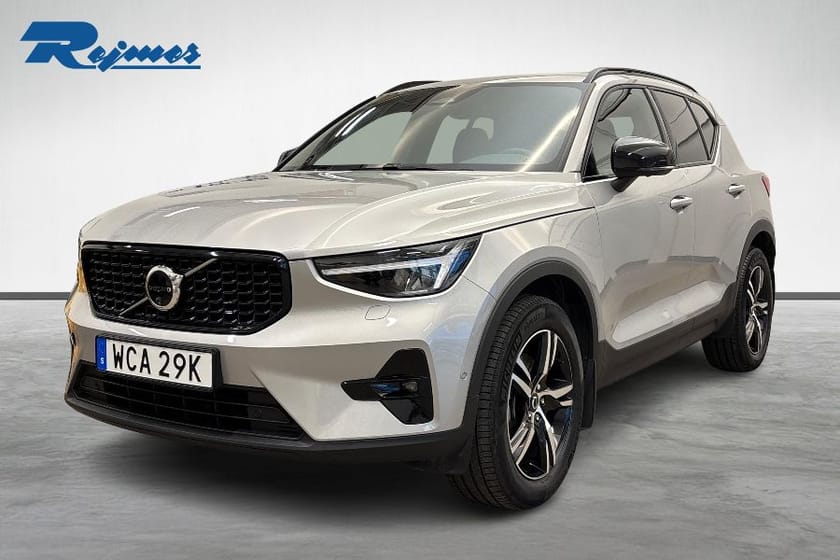Bild 1 av Volvo XC40 B3 FWD Bensin Plus Dark