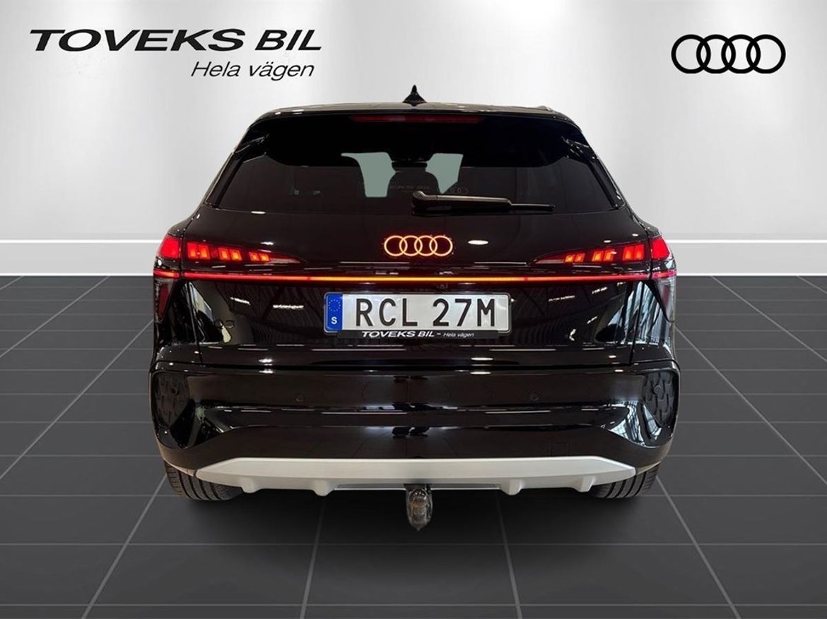 Audi Audi Q3 — bild 6