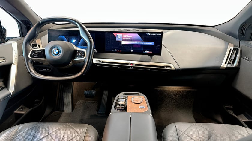 Bild 4 av BMW iX xDrive50 Drag Pano H/K Laserlight