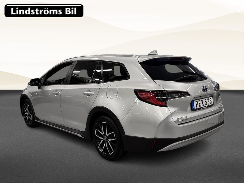 Bild 4 av Toyota Corolla TREK Hybrid 2.0 184hk S&V-Hjul 1 brukare