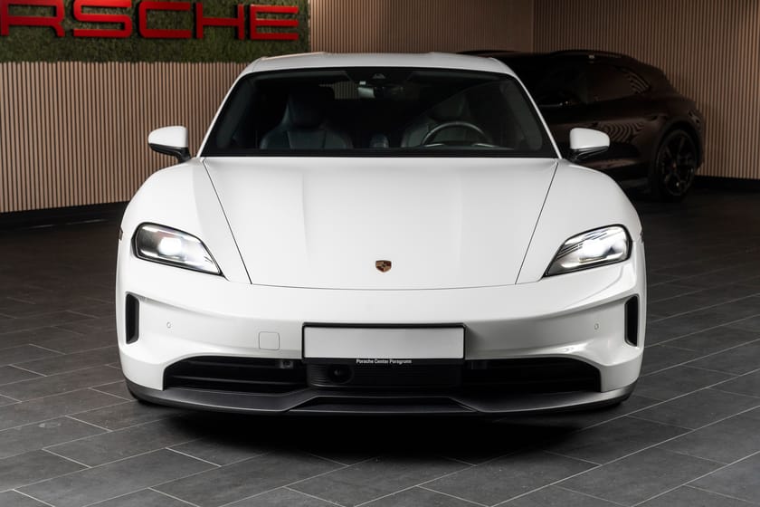 Bilde 2 av Porsche Taycan PBP 18-veis/Chrono/BOSE/Matrix/PASM/21"Mission-E/+++
