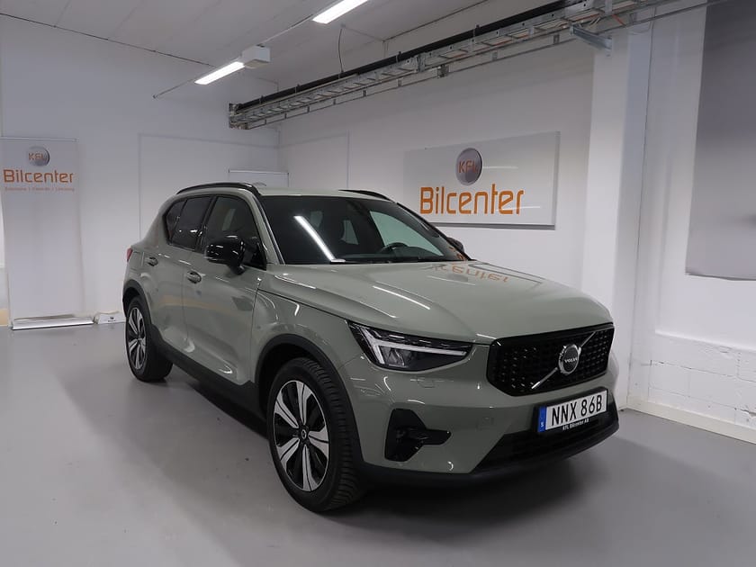 Bild 4 av Volvo XC40 Recharge T4 Plus Dark V-Däck ingår Drag-Kamera-Navi-Els