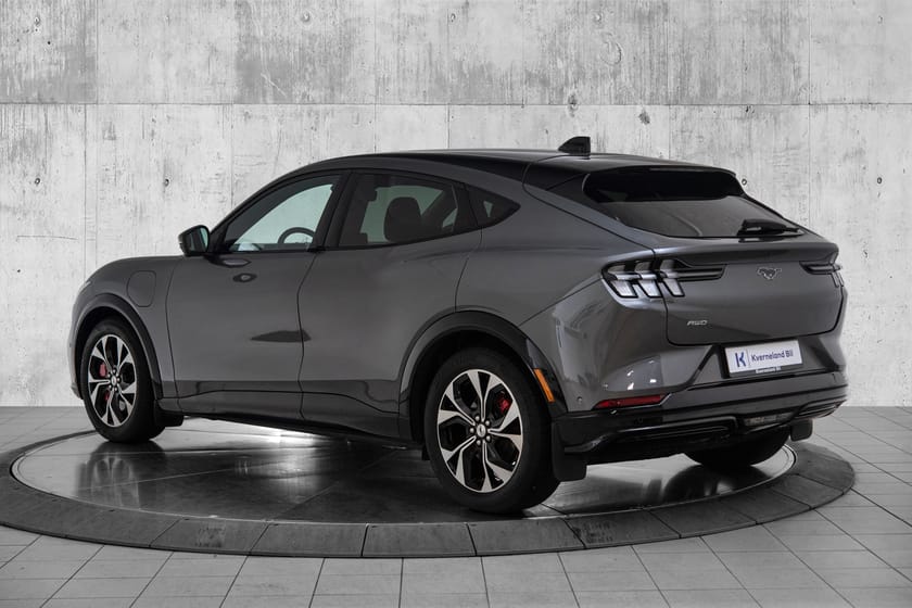 Bilde 3 av Ford Mustang Mach-E Long Range AWD | LR | | KROK | B&O | R.Kamera