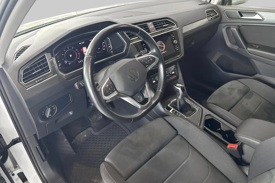 picture of a car