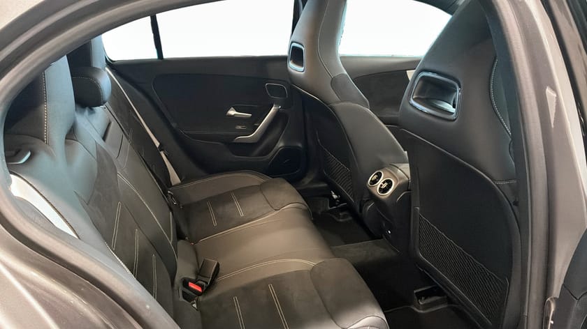 Bild 5 av Mercedes-Benz A 250 e AMG Premium