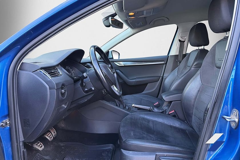 Bild 5 av Škoda Octavia Scout Skoda 2.0 TDI 4x4 Premium D-Värmare Drag Kamera