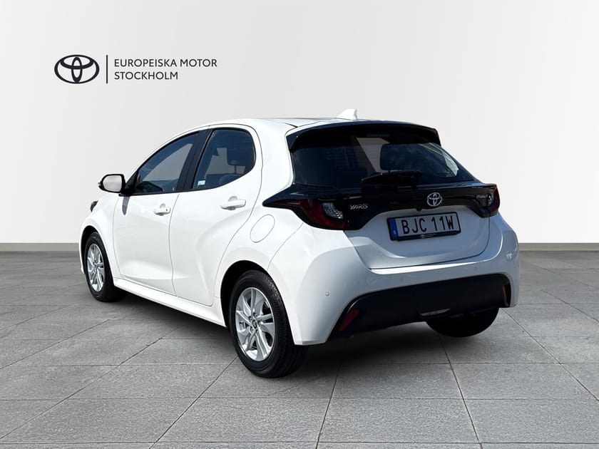 Bild 3 av Toyota Yaris Hybrid 1,5 HSD ACTIVE KOMFORT P-SENSORER / V-HJUL