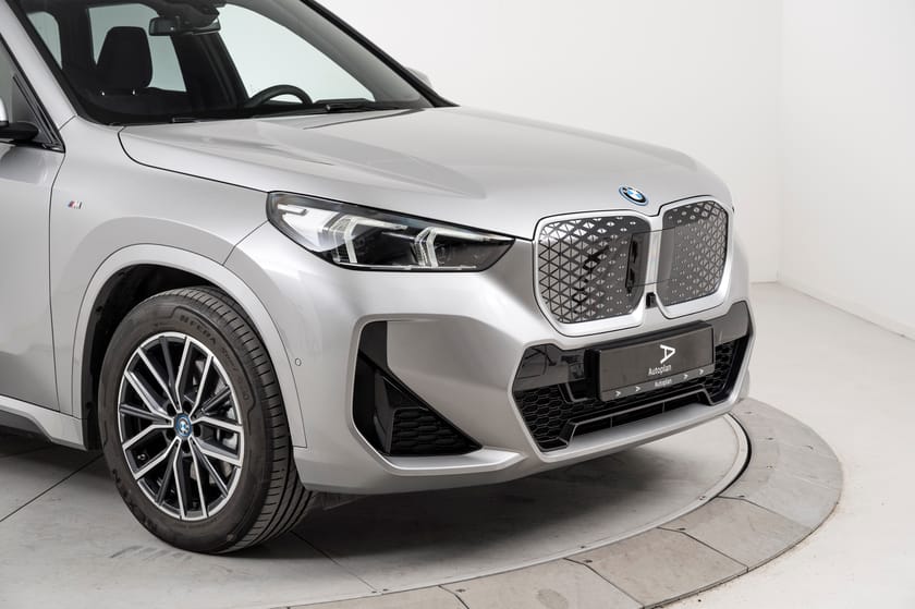 Bilde 3 av BMW iX1 xDrive30 Fully Charged Premium MSport ACC/H&K/Krok/360