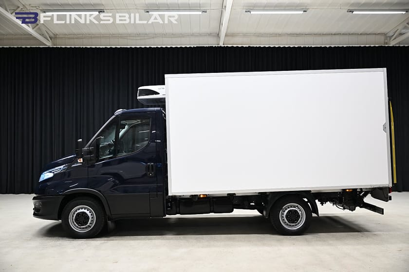 Bild 4 av Iveco Daily 35-140 Chassi Cab 136HK Automat|Volymskåp|Kylbil|Nattkyla|Lågmil|Leasbar