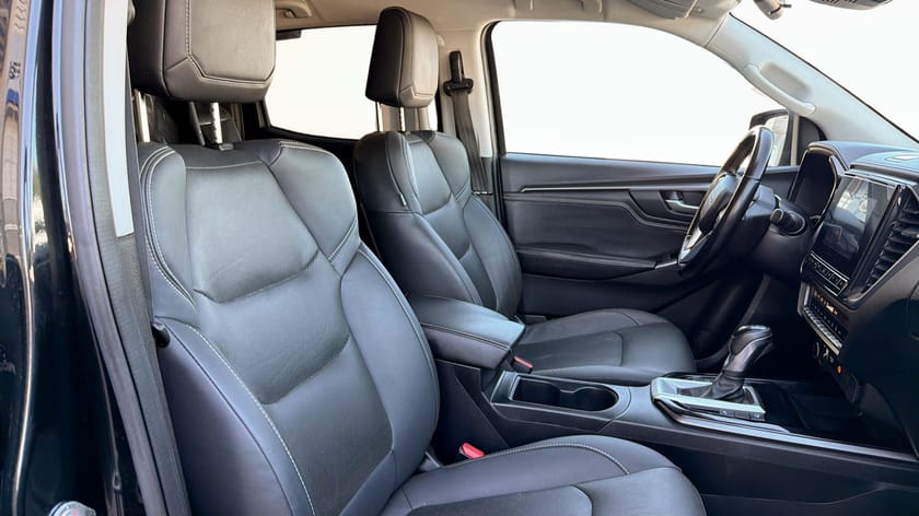 Bild 5 av Isuzu D-Max Crew Cab 1,9L 163Hk Kåpa + släde