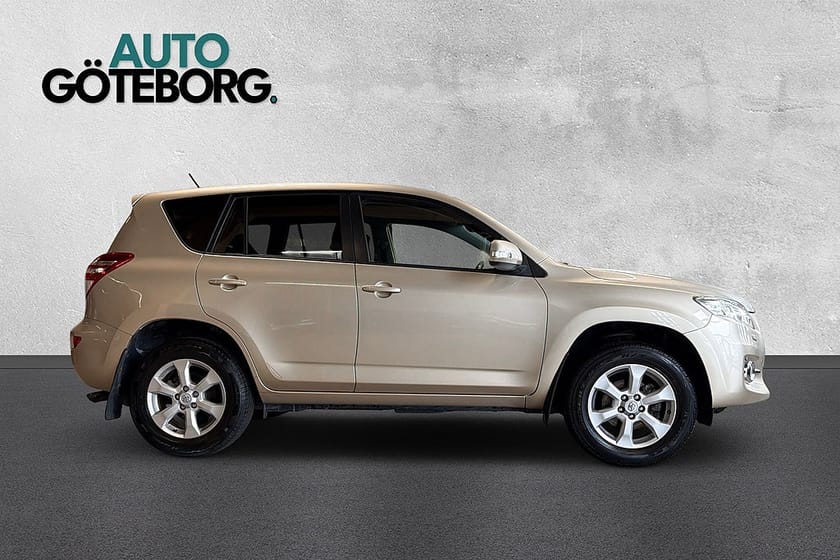 Bild 3 av Toyota RAV4 2.0 VVT-i 4x4 2-Ägare Dragkrok Fullservad Välvårdad