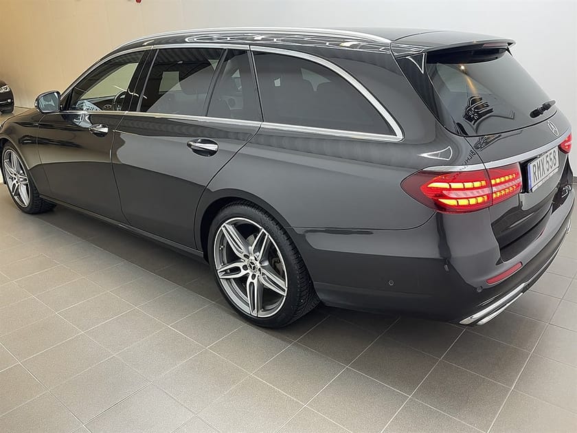 Bild 4 av Mercedes-Benz E 220 T d