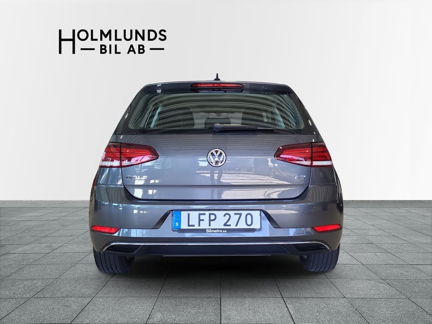 Bild 4 av Volkswagen Golf 5-dörrar 1.0 TSI (110HK) V-Hjul värmare