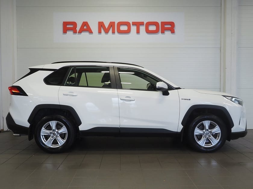 Bild 4 av Toyota RAV4 Hybrid AWD-i E-CVT 222hk Active Backkamera