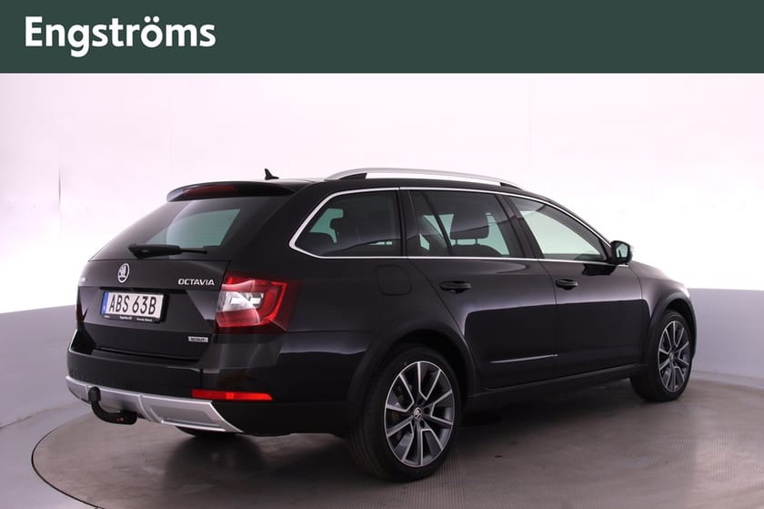 Bild 3 av Škoda Octavia Scout 2.0 TDI 4x4 DSG Drag Värmare Navi