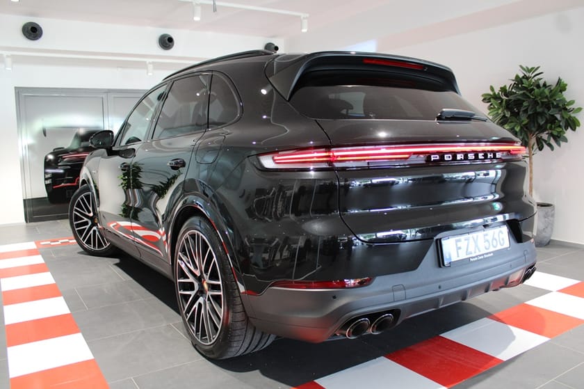 Bild 2 av Porsche Cayenne E-Hybrid 