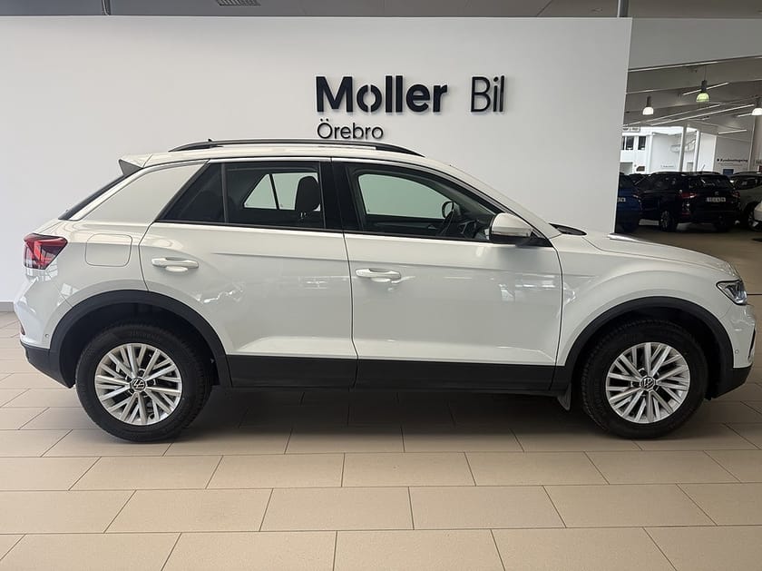Bild 4 av Volkswagen T-Roc 1.5 TSI 150HK I Cockpit I Sensorer Fram & Bak
