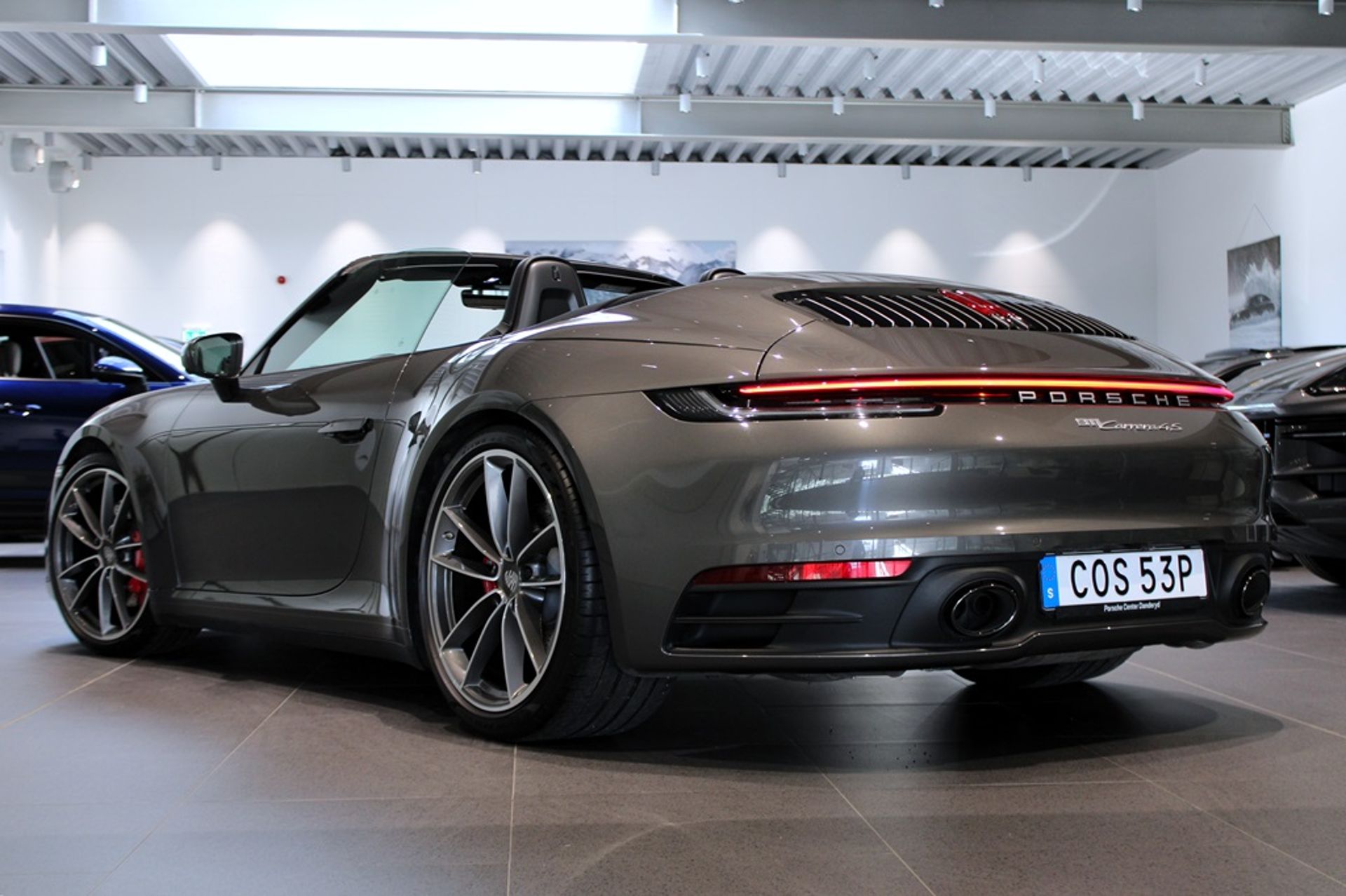 Porsche 911 992 Carrera 4S Cabriolet 2020, bild 2/10